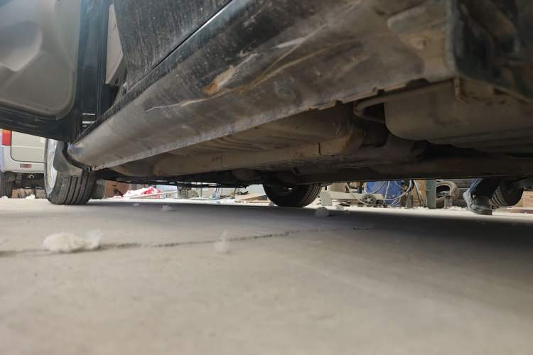 Used Hyundai Celesta 2011 1.6L Manual Comfort Edition Chassis Rear Left