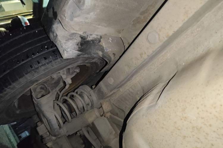 Used Hyundai Celesta 2011 1.6L Automatic Top-Tier Version Chassis Rear Left