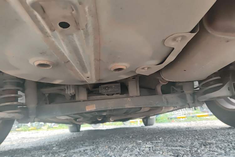 Used Hyundai Celesta 2011 1.6L Automatic Comfort Edition Chassis Rear