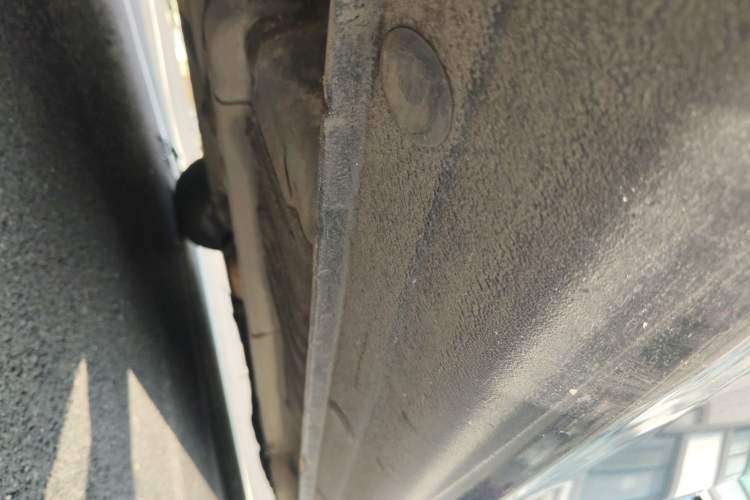 Used Hyundai Celesta 2011 1.6L Automatic Comfort Edition Chassis Rear Right