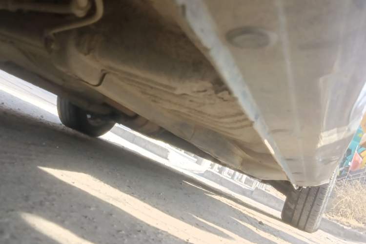 Used Hyundai Celesta 2011 1.6L Manual Comfort Edition Chassis Rear Right