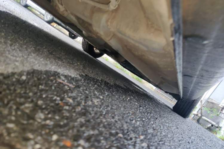 Used Hyundai Celesta 2011 1.6L Manual Comfort Edition Chassis Rear Right