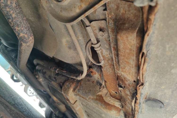 Used Hyundai Celesta 2011 1.6L Automatic Comfort Edition Chassis Rear Right