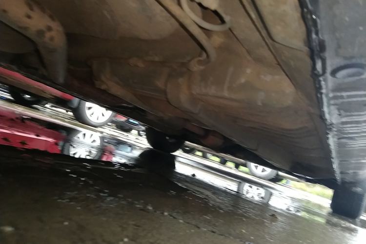 Used Hyundai Celesta 2011 1.6L Manual Comfort Edition Chassis Rear Right