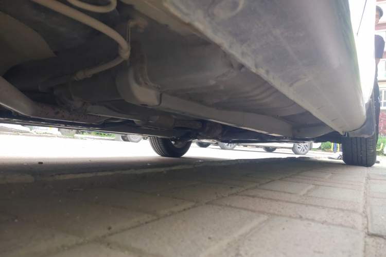 Used Hyundai Celesta 2011 1.6L Manual Comfort Edition Chassis Rear Right