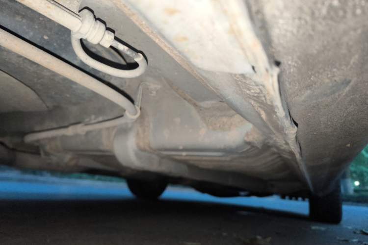 Used Hyundai Celesta 2011 1.6L Manual Luxury Model Chassis Rear Right