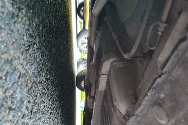 Used Hyundai Celesta 2011 1.6L Manual Comfort Edition Chassis Rear Right