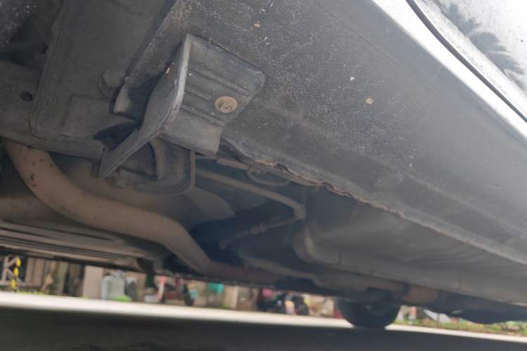 Used Hyundai Celesta 2011 1.6L Automatic Comfort Edition Chassis Rear Right