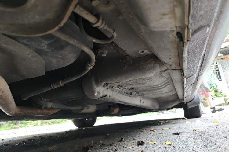 Used Hyundai Celesta 2011 1.6L Automatic Comfort Edition Chassis Rear Right