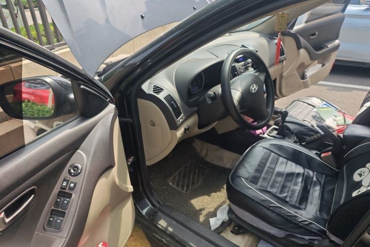 Used Hyundai Celesta 2011 1.6L Manual Comfort Edition Driver Seat