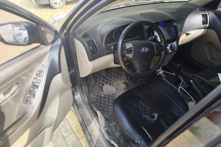 Used Hyundai Celesta 2011 1.6L Manual Comfort Edition Driver Seat