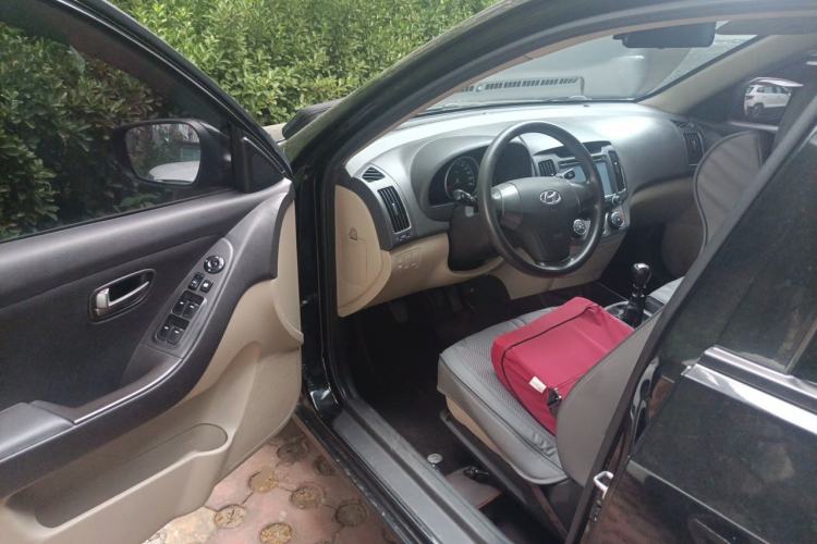 Used Hyundai Celesta 2011 1.6L Manual Comfort Edition Driver Seat