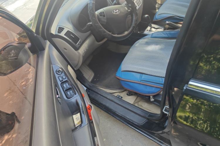 Used Hyundai Celesta 2011 1.6L Automatic Luxury Version Driver Seat