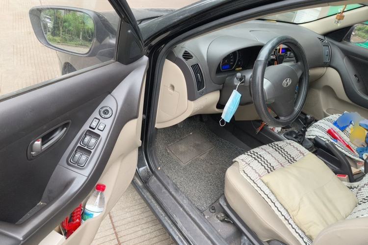 Used Hyundai Celesta 2011 1.6L Manual Comfort Edition Driver Seat