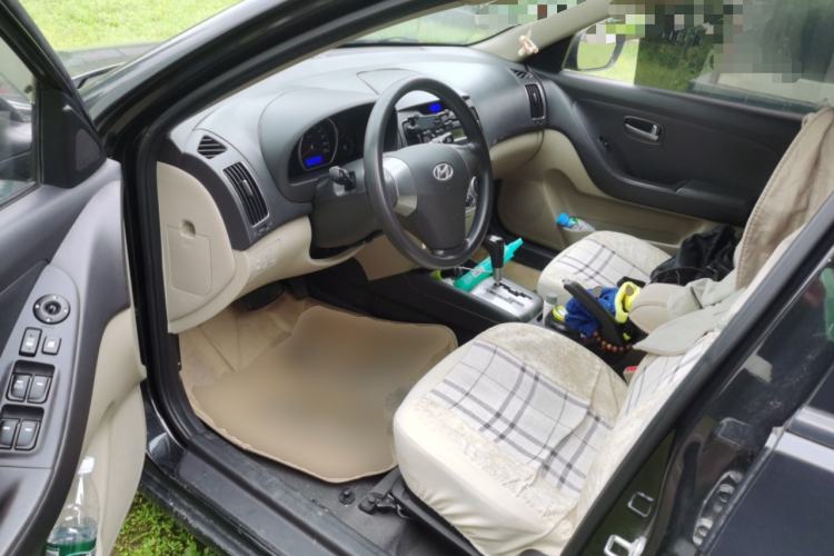Used Hyundai Celesta 2011 1.6L Automatic Comfort Edition Driver Seat