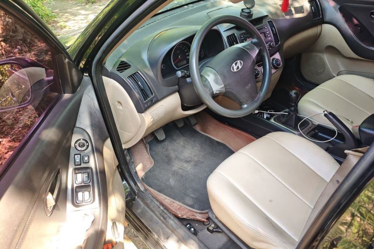 Used Hyundai Celesta 2011 1.6L Manual Comfort Edition Driver Seat