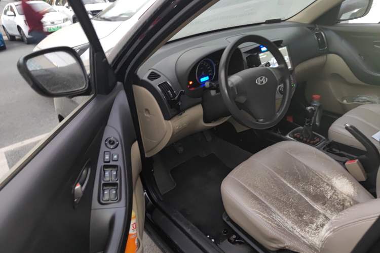 Used Hyundai Celesta 2011 1.6L Manual Comfort Edition Driver Seat