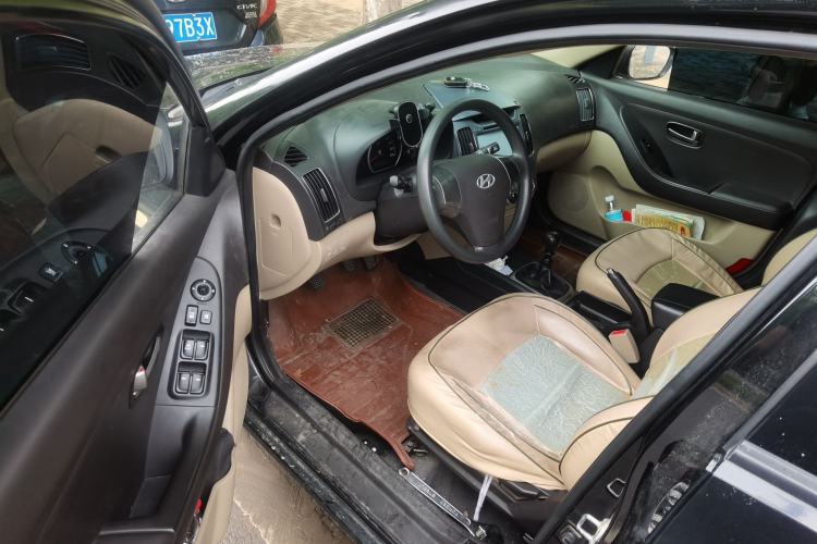 Used Hyundai Celesta 2011 1.6L Manual Comfort Edition Driver Seat