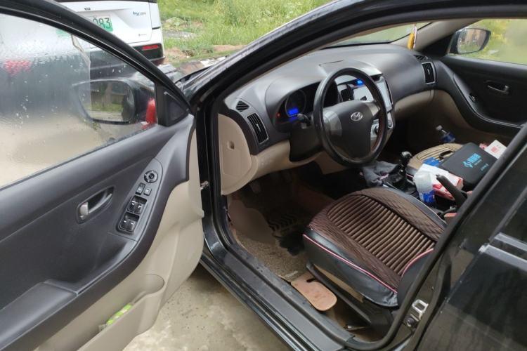 Used Hyundai Celesta 2011 1.6L Manual Comfort Edition Driver Seat