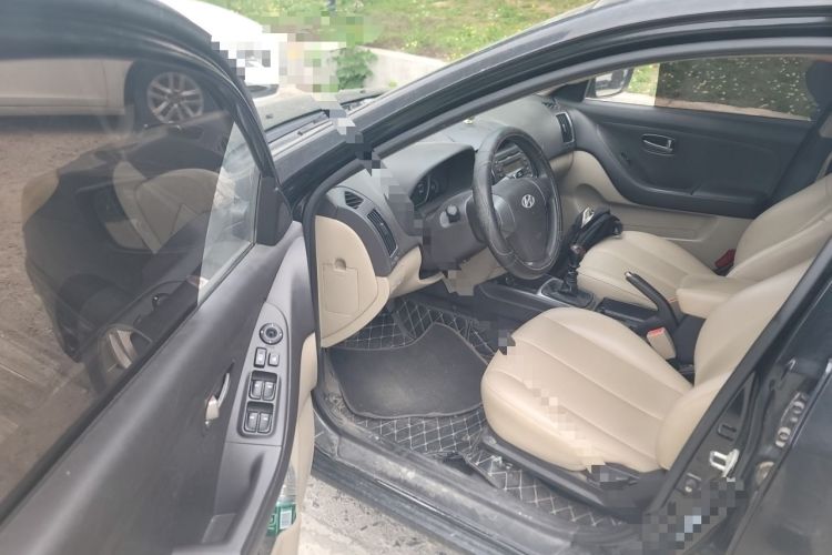 Used Hyundai Celesta 2011 1.6L Manual Comfort Edition Driver Seat