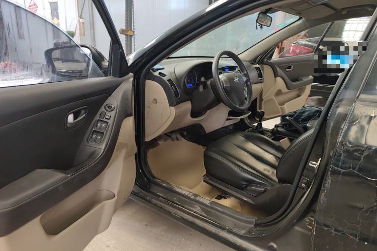 Used Hyundai Celesta 2011 1.6L Manual Comfort Edition Driver Seat