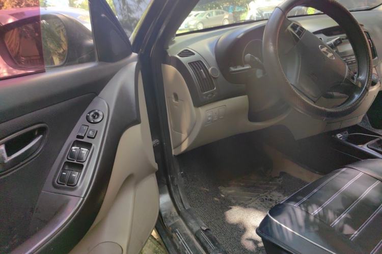 Used Hyundai Celesta 2011 1.6L Manual Comfort Edition Driver Seat