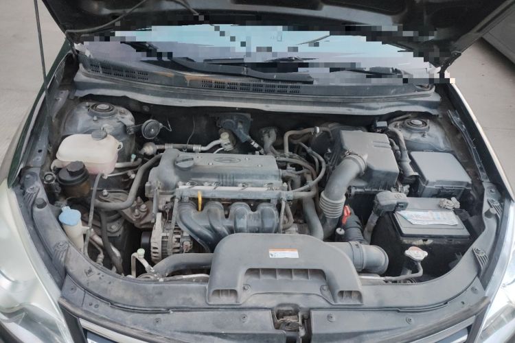 Used Hyundai Celesta 2011 1.6L Automatic Comfort Edition Engine Bay