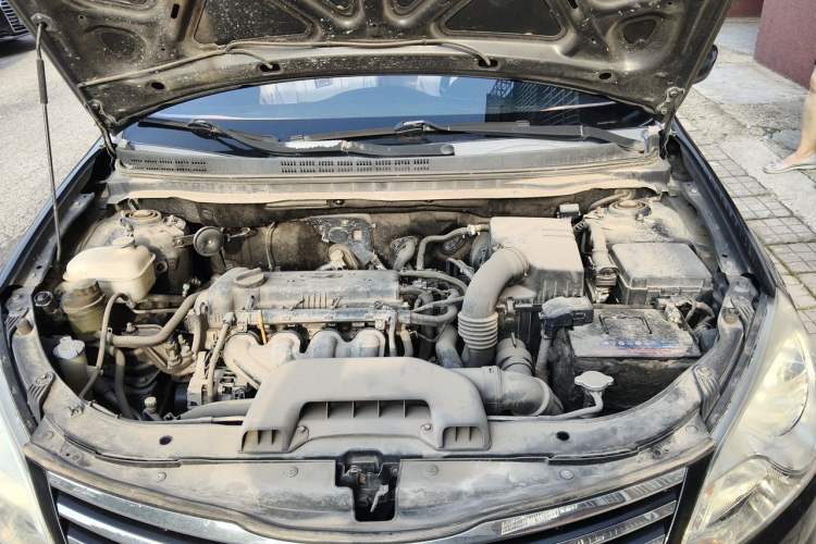 Used Hyundai Celesta 2011 1.6L Manual Comfort Edition Engine Bay