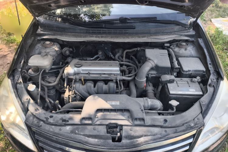 Used Hyundai Celesta 2011 1.6L Automatic Comfort Edition Engine Bay