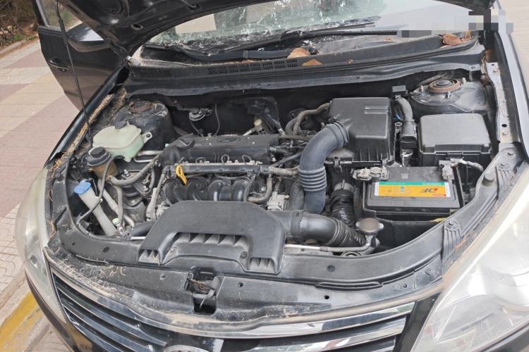 Used Hyundai Celesta 2011 1.6L Manual Comfort Edition Engine Bay