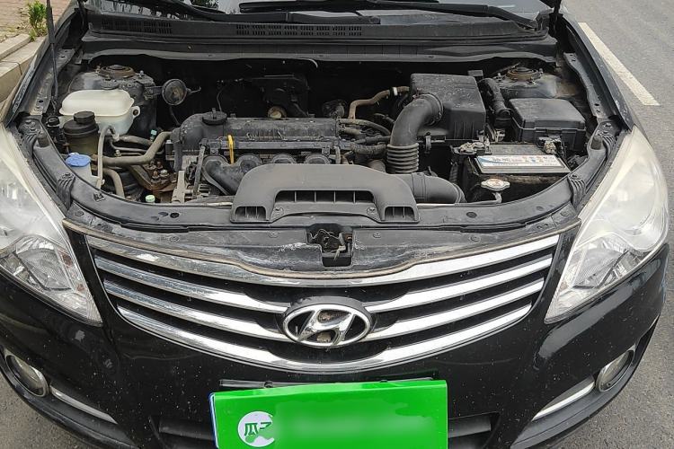 Used Hyundai Celesta 2011 1.6L Manual Comfort Edition Engine Bay