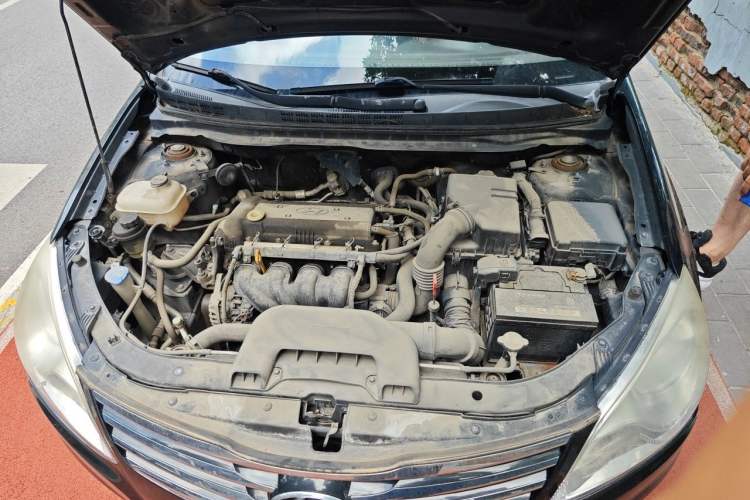 Used Hyundai Celesta 2011 1.6L Automatic Luxury Version Engine Bay