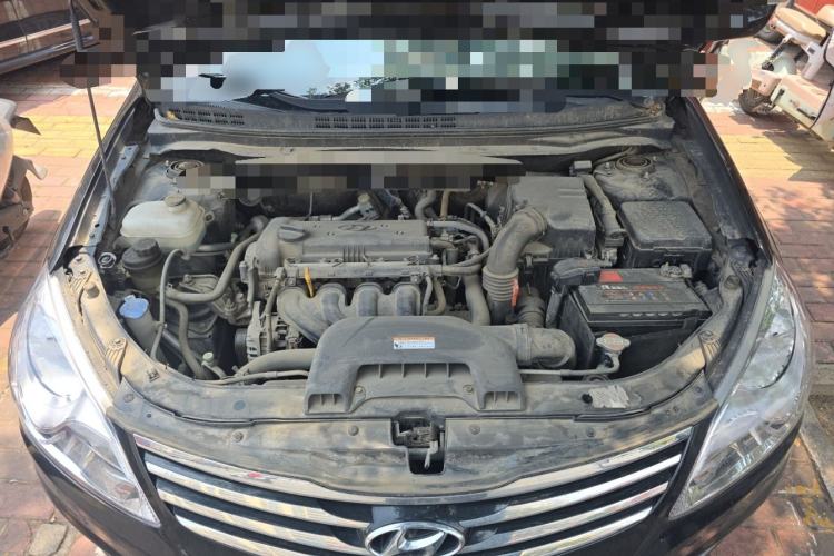 Used Hyundai Celesta 2011 1.6L Automatic Comfort Edition Engine Bay