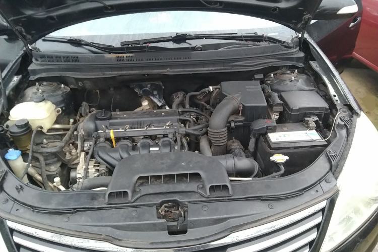 Used Hyundai Celesta 2011 1.6L Manual Comfort Edition Engine Bay