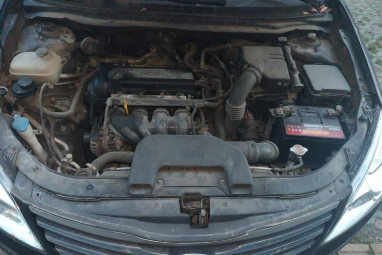 Used Hyundai Celesta 2011 1.6L Automatic Comfort Edition Engine Bay
