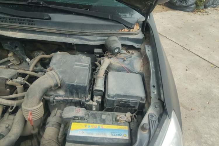 Used Hyundai Celesta 2011 1.6L Automatic Comfort Edition Engine Bay Left