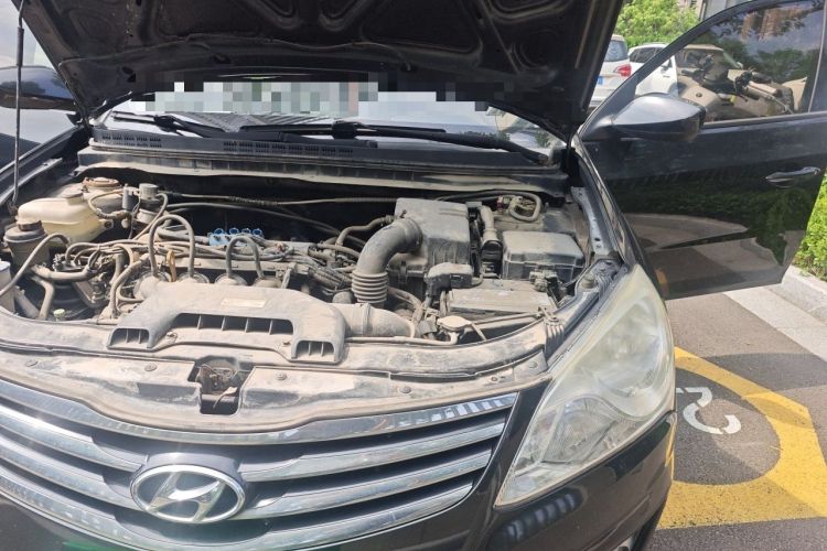 Used Hyundai Celesta 2011 1.6L Manual Comfort Edition Engine Bay Left