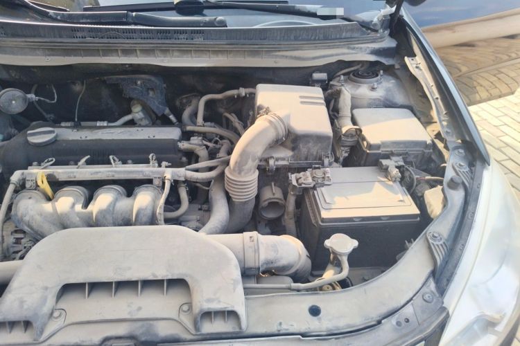 Used Hyundai Celesta 2011 1.6L Manual Comfort Edition Engine Bay Left