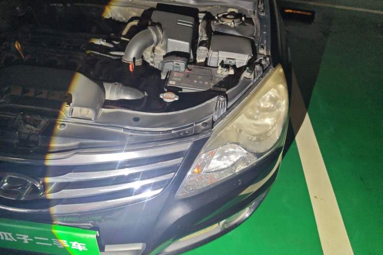 Used Hyundai Celesta 2011 1.6L Automatic Comfort Edition Engine Bay Left