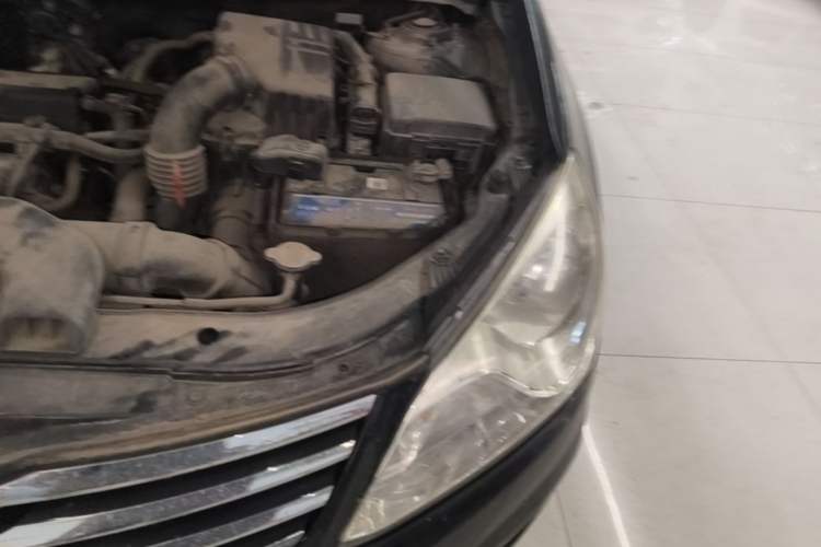Used Hyundai Celesta 2011 1.6L Automatic Luxury Version Engine Bay Left