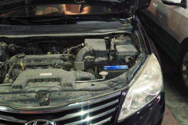 Used Hyundai Celesta 2011 1.6L Manual Comfort Edition Engine Bay Left