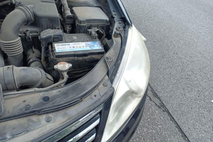 Used Hyundai Celesta 2011 1.6L Manual Comfort Edition Engine Bay Left