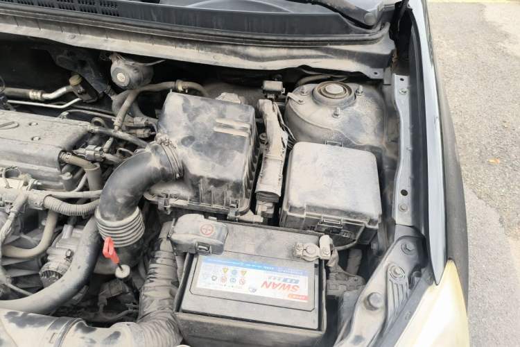 Used Hyundai Celesta 2011 1.6L Automatic Comfort Edition Engine Bay Left