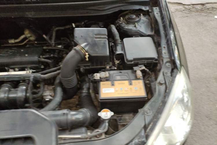 Used Hyundai Celesta 2011 1.6L Manual Comfort Edition Engine Bay Left