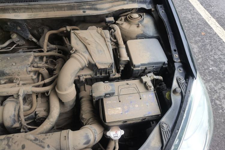 Used Hyundai Celesta 2011 1.6L Manual Comfort Edition Engine Bay Left