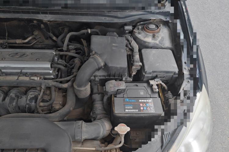 Used Hyundai Celesta 2011 1.6L Manual Comfort Edition Engine Bay Left