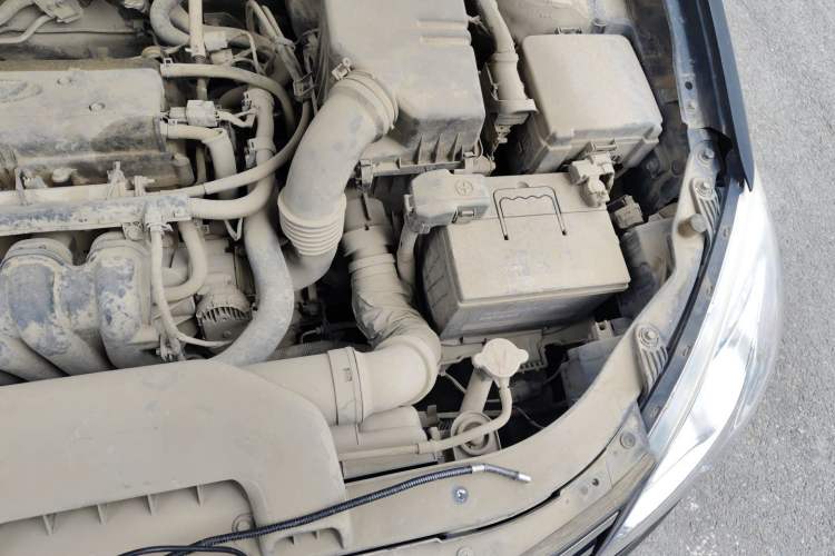 Used Hyundai Celesta 2011 1.6L Manual Comfort Edition Engine Bay Left