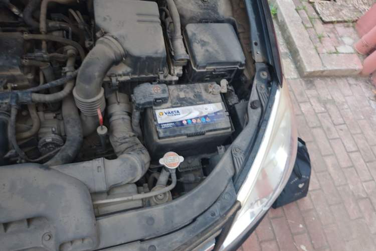 Used Hyundai Celesta 2011 1.6L Automatic Luxury Version Engine Bay Left