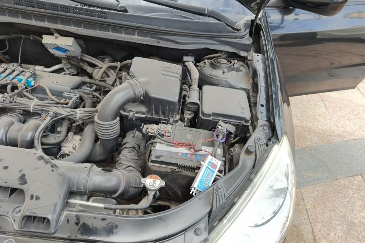Used Hyundai Celesta 2011 1.6L Manual Comfort Edition Engine Bay Left