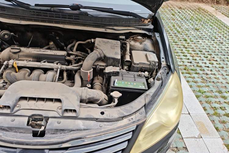 Used Hyundai Celesta 2011 1.6L Automatic Luxury Version Engine Bay Left